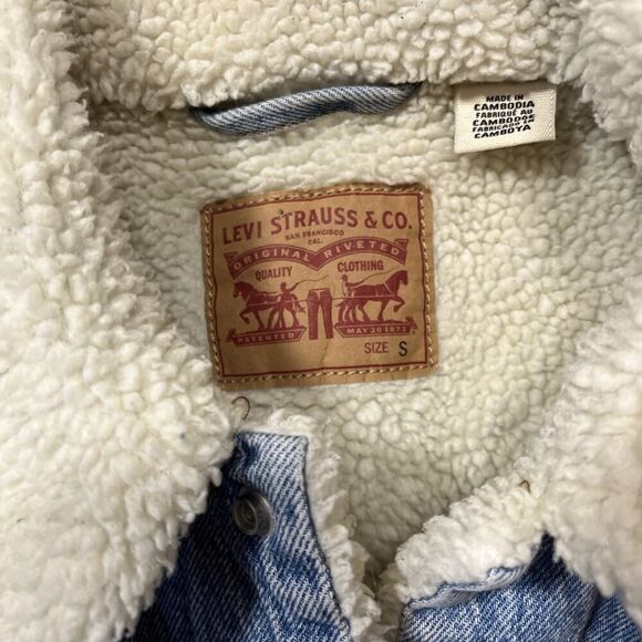 Levi’s Womens Small Original Sherpa Trucker Jean Jacket Small Divided Blue - Picture 2 of 3
